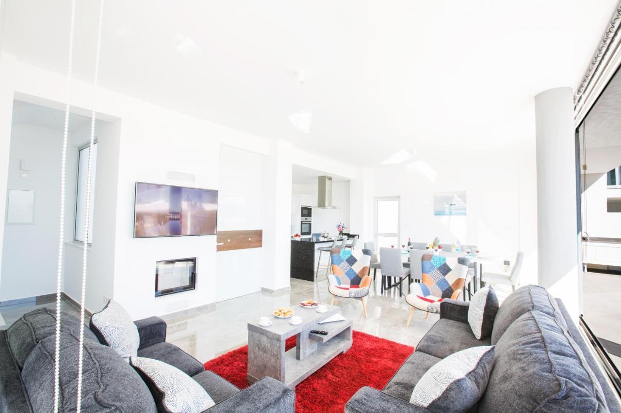 Olivine Pearl Villas Protaras Exteriör bild