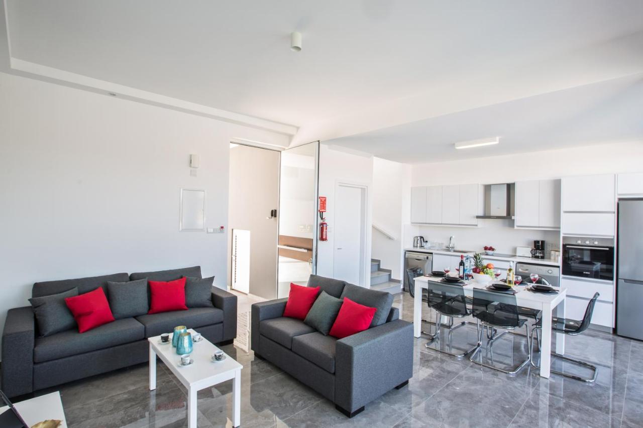 Olivine Pearl Villas Protaras Exteriör bild